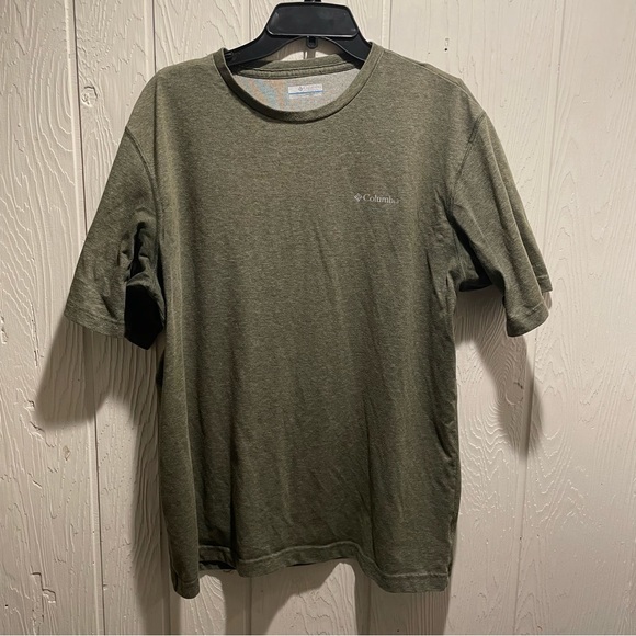 Columbia Other - Columbia Men’s Olive Green Moisture-Wicking T Shirt